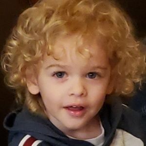 Meet your Posher, Annie